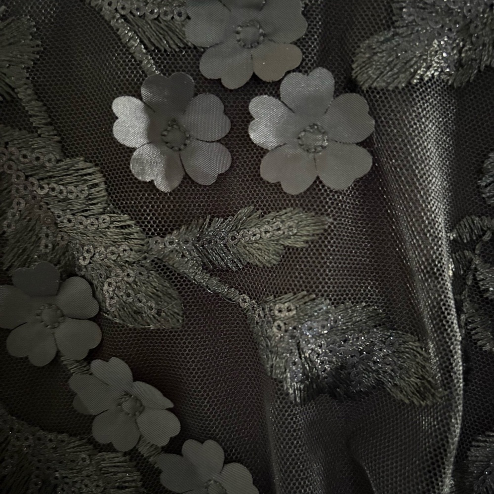 Dress the Population Black Floral Lace Cocktail Dress - Picture 2 of 5